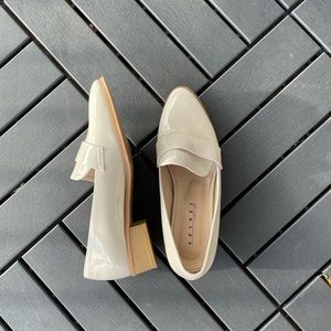Shiny Loafers with short heel